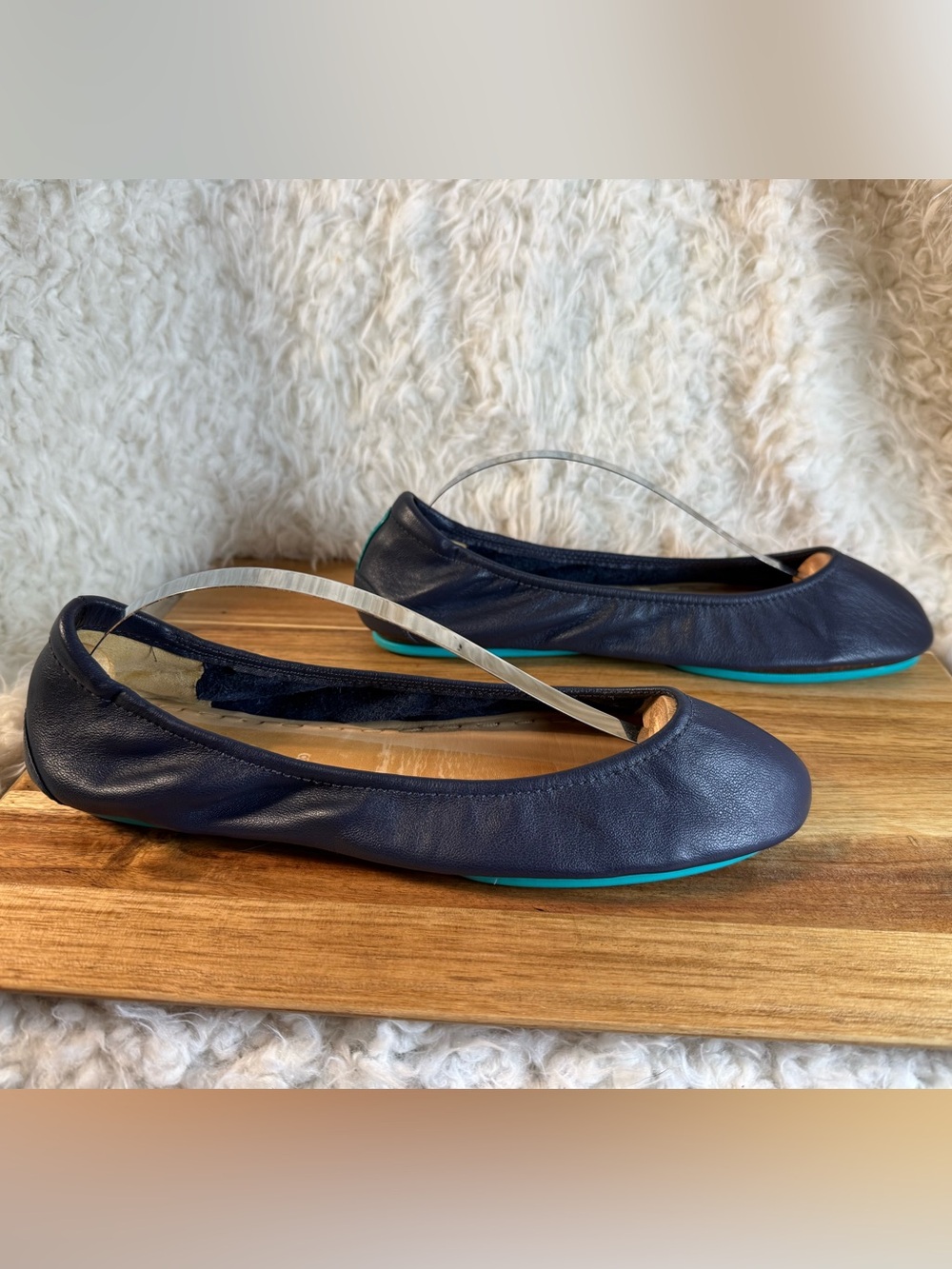 Tieks California Navy size 8 - Picture 5 of 11